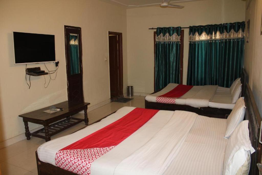 Hotel New Apple Rose Chandigarh Near Railway Station Dariya Uco Bank Ke Pass מראה חיצוני תמונה