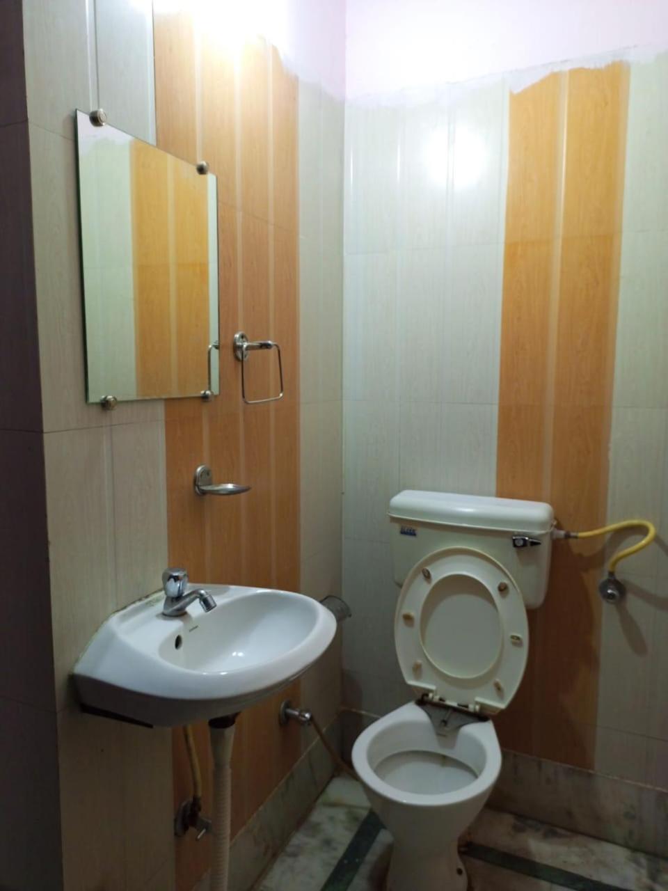 Hotel New Apple Rose Chandigarh Near Railway Station Dariya Uco Bank Ke Pass מראה חיצוני תמונה
