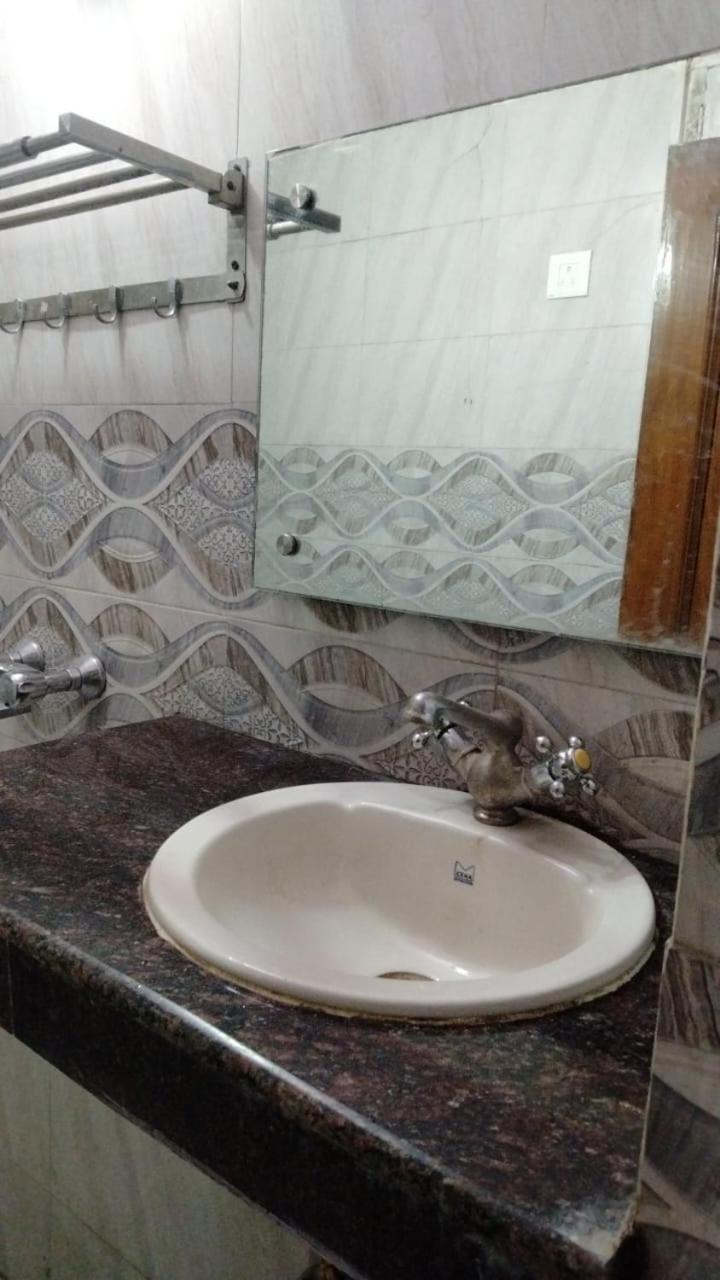 Hotel New Apple Rose Chandigarh Near Railway Station Dariya Uco Bank Ke Pass חדר תמונה